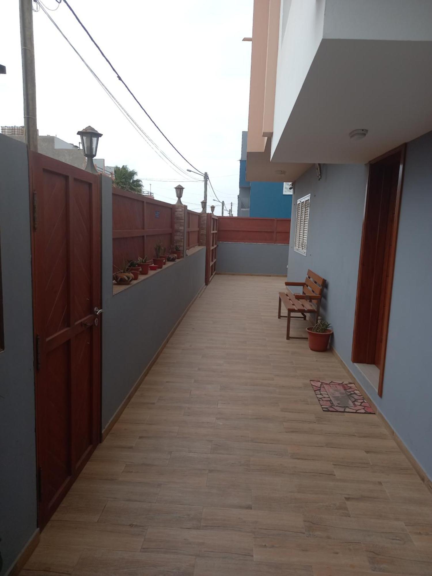 Hotel Nifa House Espargos Zewnętrze zdjęcie