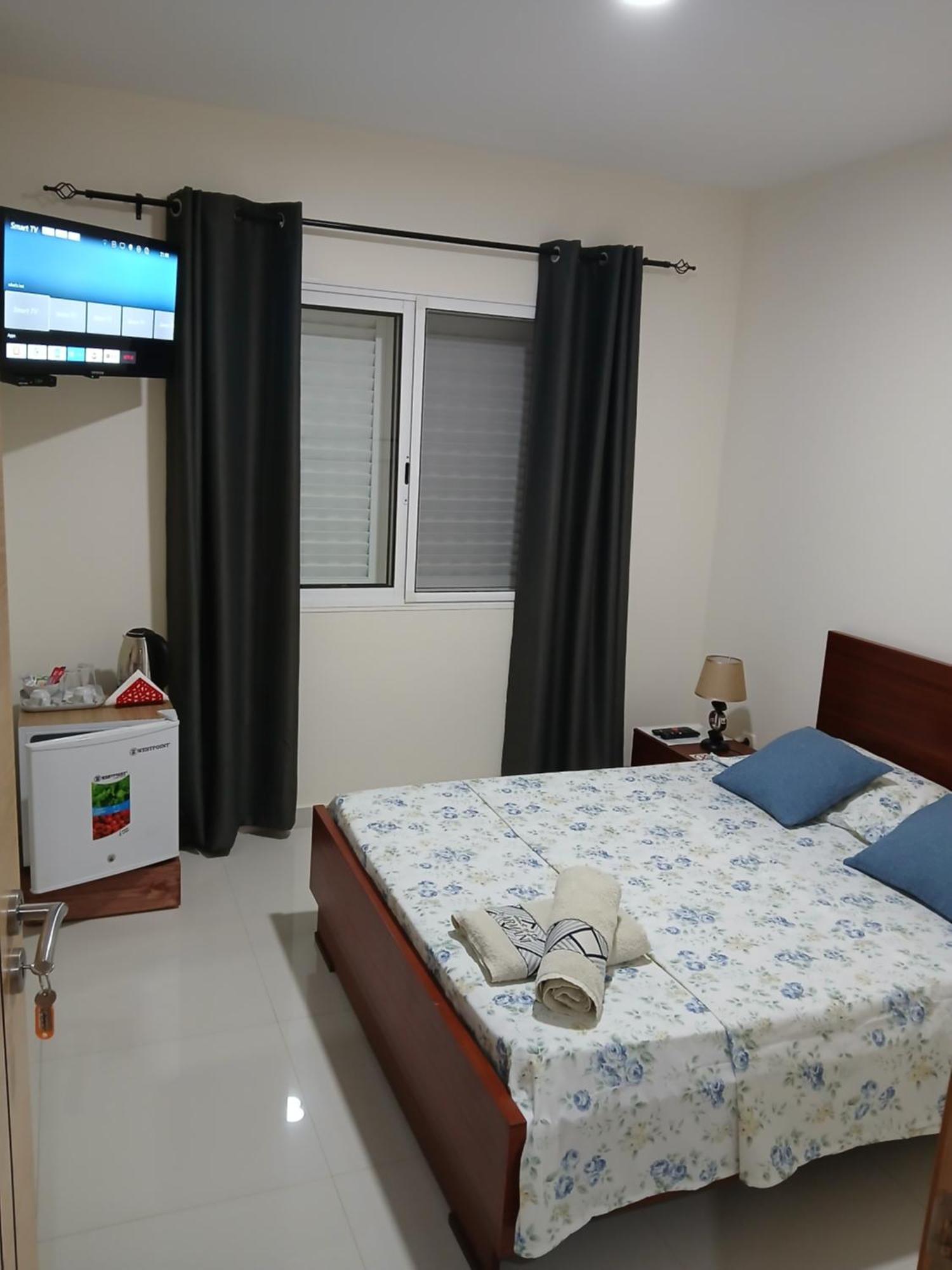Hotel Nifa House Espargos Zewnętrze zdjęcie