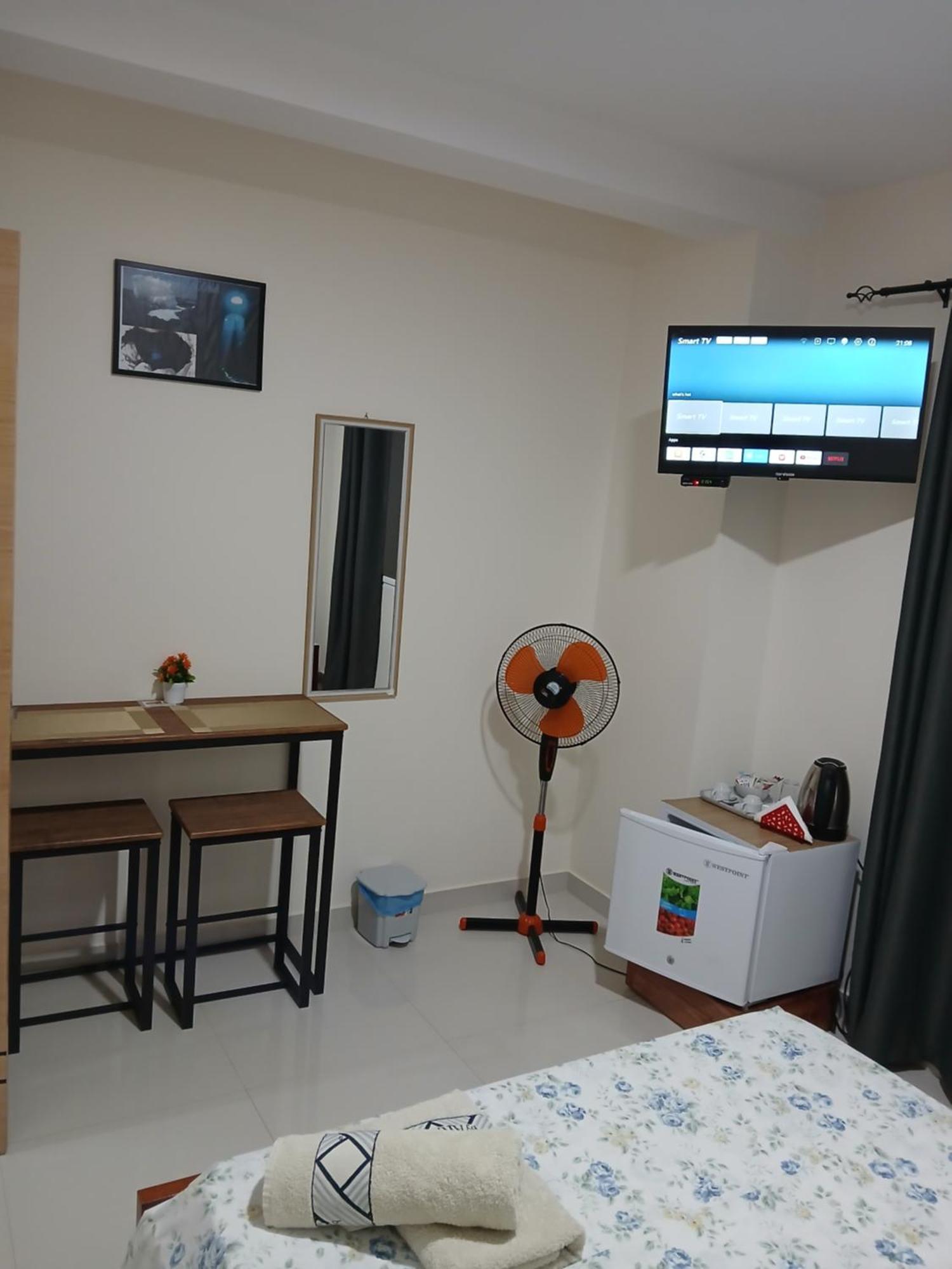 Hotel Nifa House Espargos Zewnętrze zdjęcie