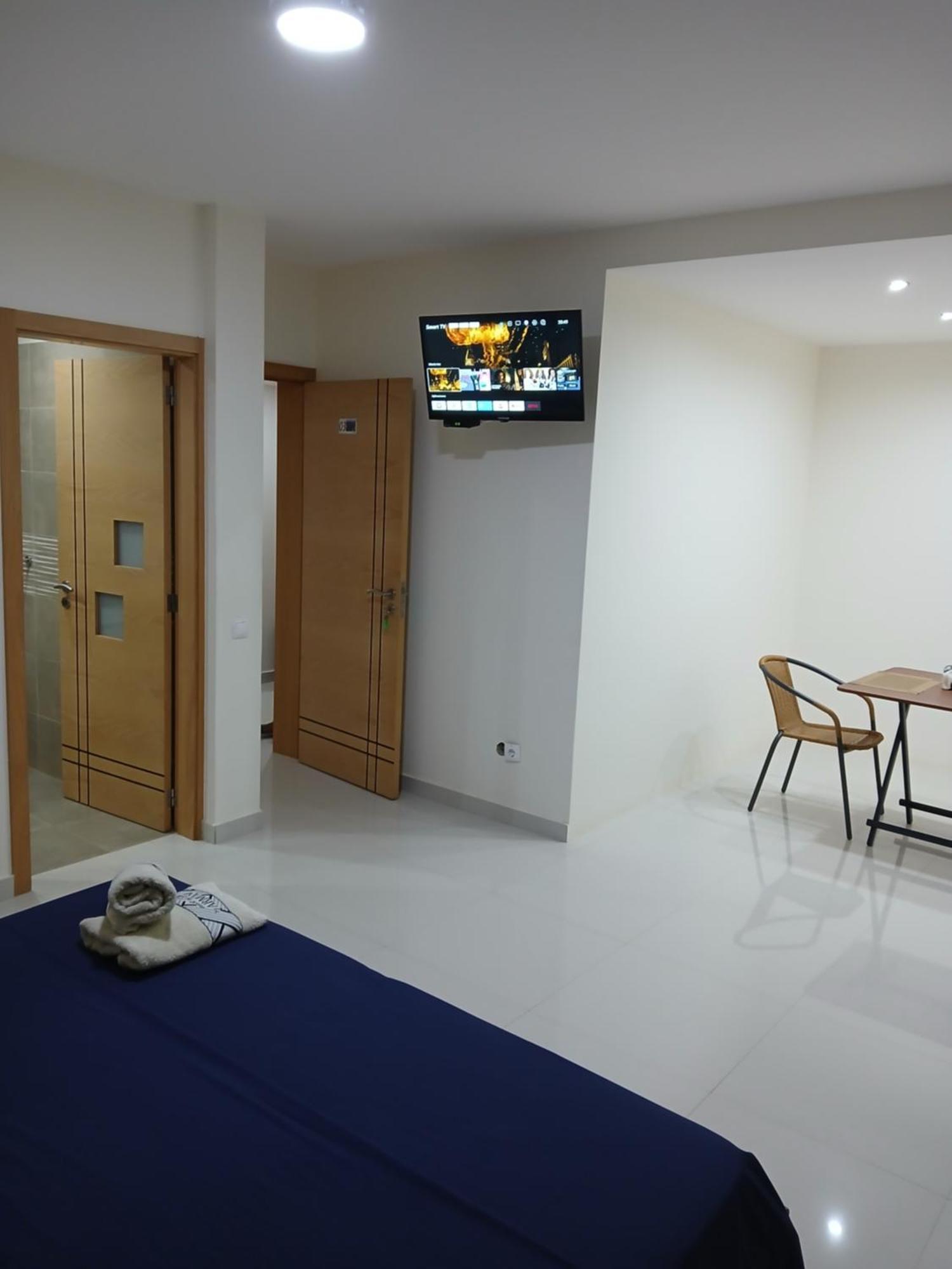 Hotel Nifa House Espargos Zewnętrze zdjęcie