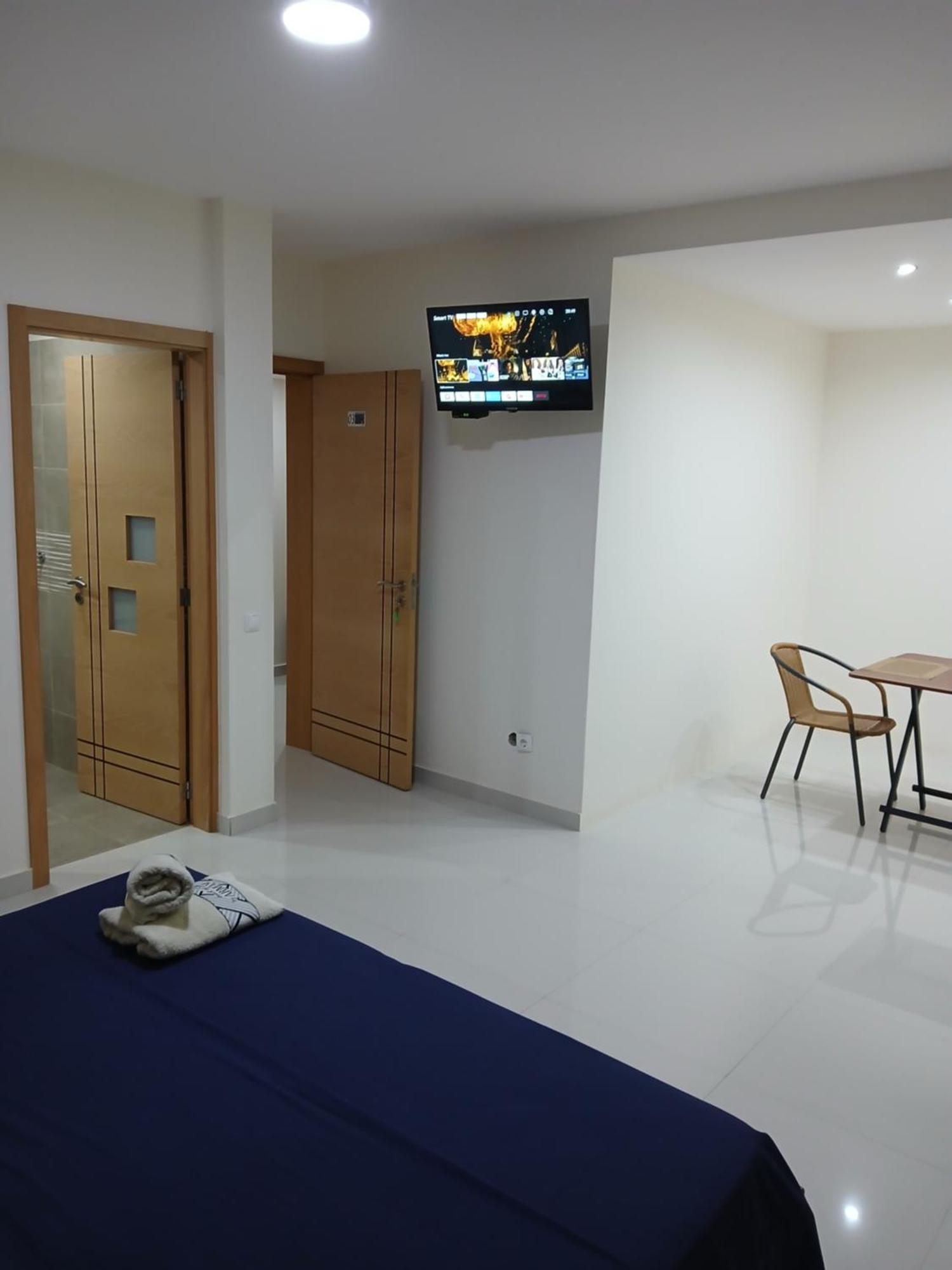 Hotel Nifa House Espargos Zewnętrze zdjęcie